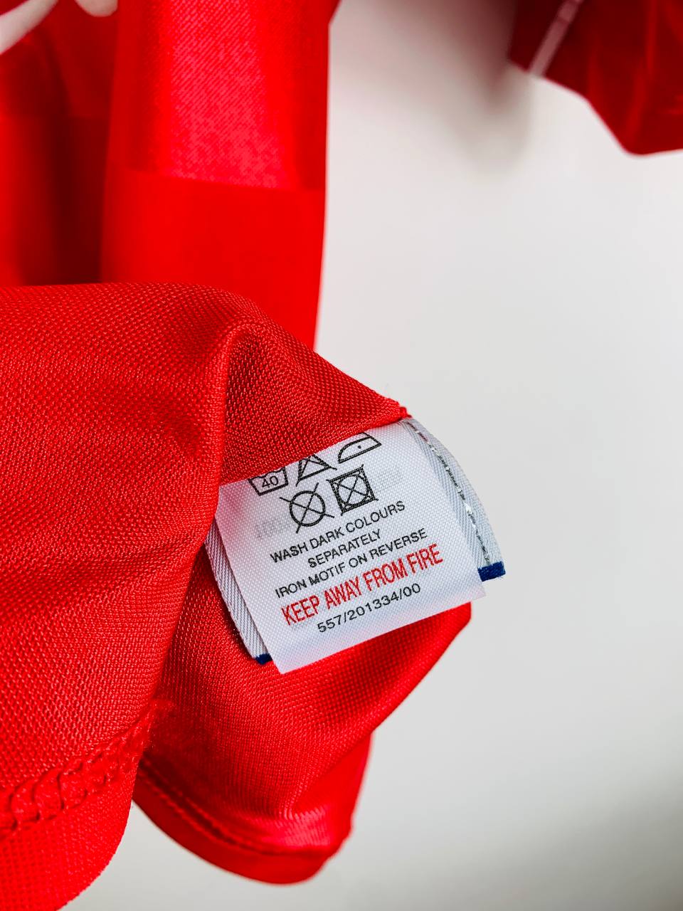 LIVERPOOL 2000/2002 HOME SHIRT #17 GERRARD [S]