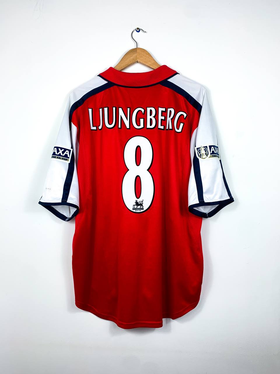 ARSENAL 2001 *FA CUP FINAL* HOME SHIRT #8 LJUNGBERG