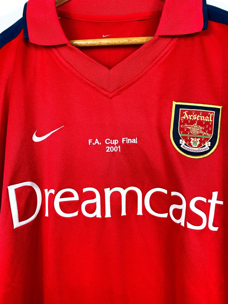 ARSENAL 2001 *FA CUP FINAL* HOME SHIRT #8 LJUNGBERG