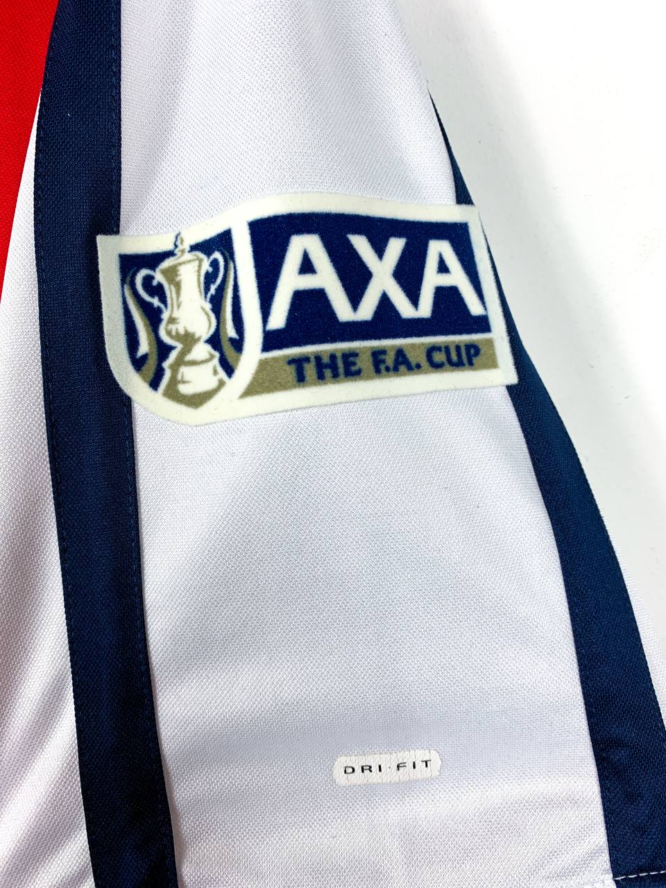 ARSENAL 2001 *FA CUP FINAL* HOME SHIRT #8 LJUNGBERG