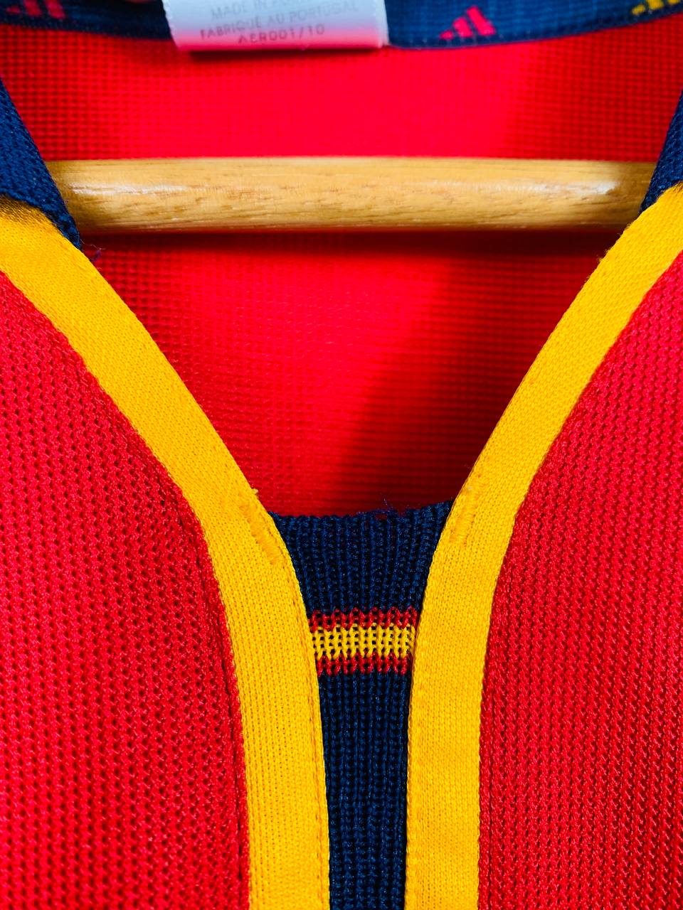 SPAIN 2000/2002 HOME SHIRT #10 RAUL