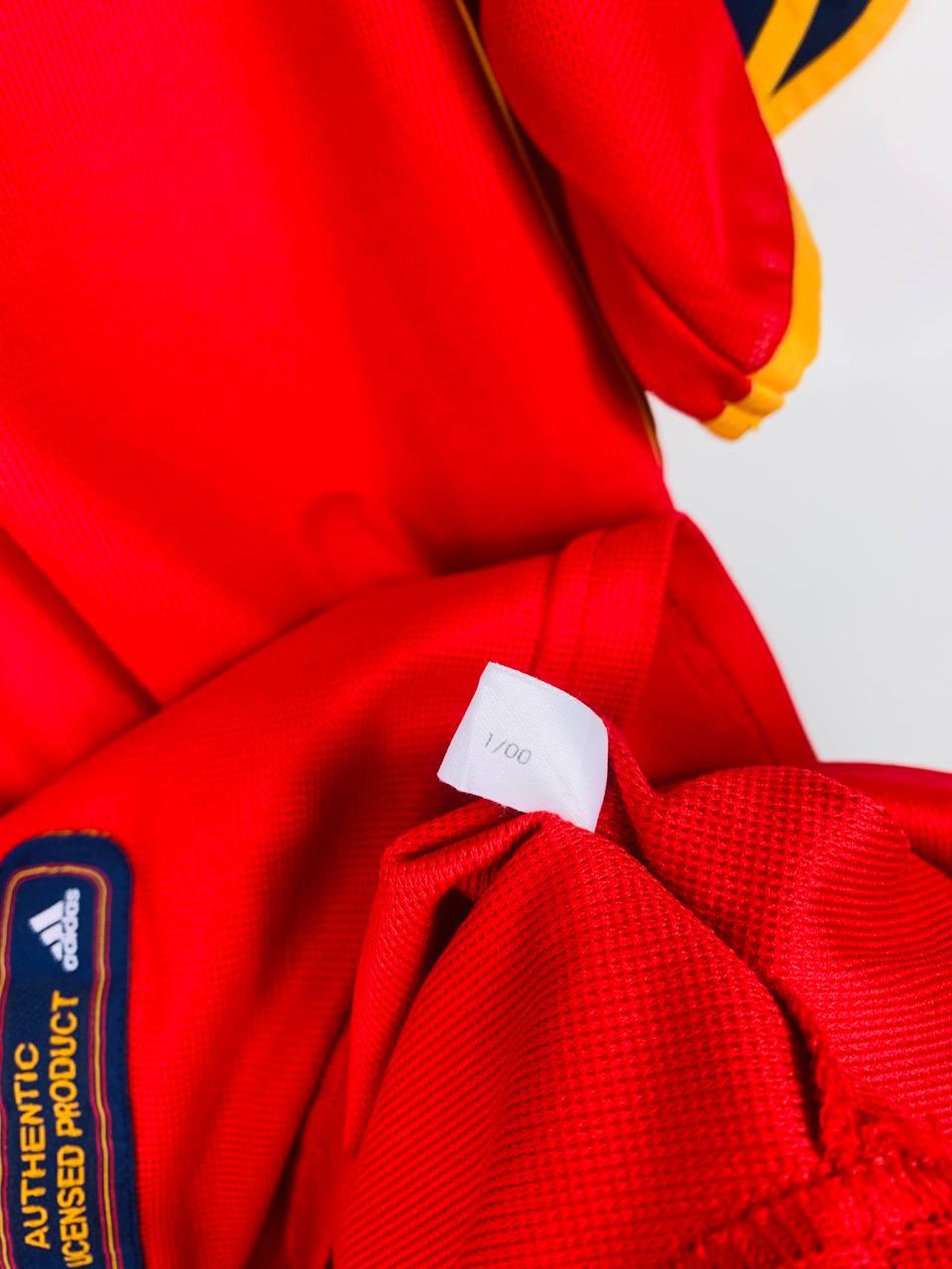 SPAIN 2000/2002 HOME SHIRT #10 RAUL