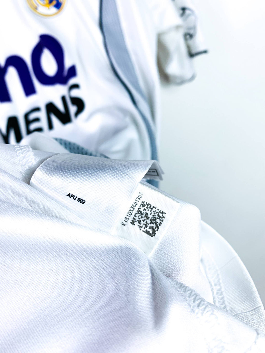 REAL MADRID 2006/2007 HOME SHIRT #23 BECKHAM [XL]