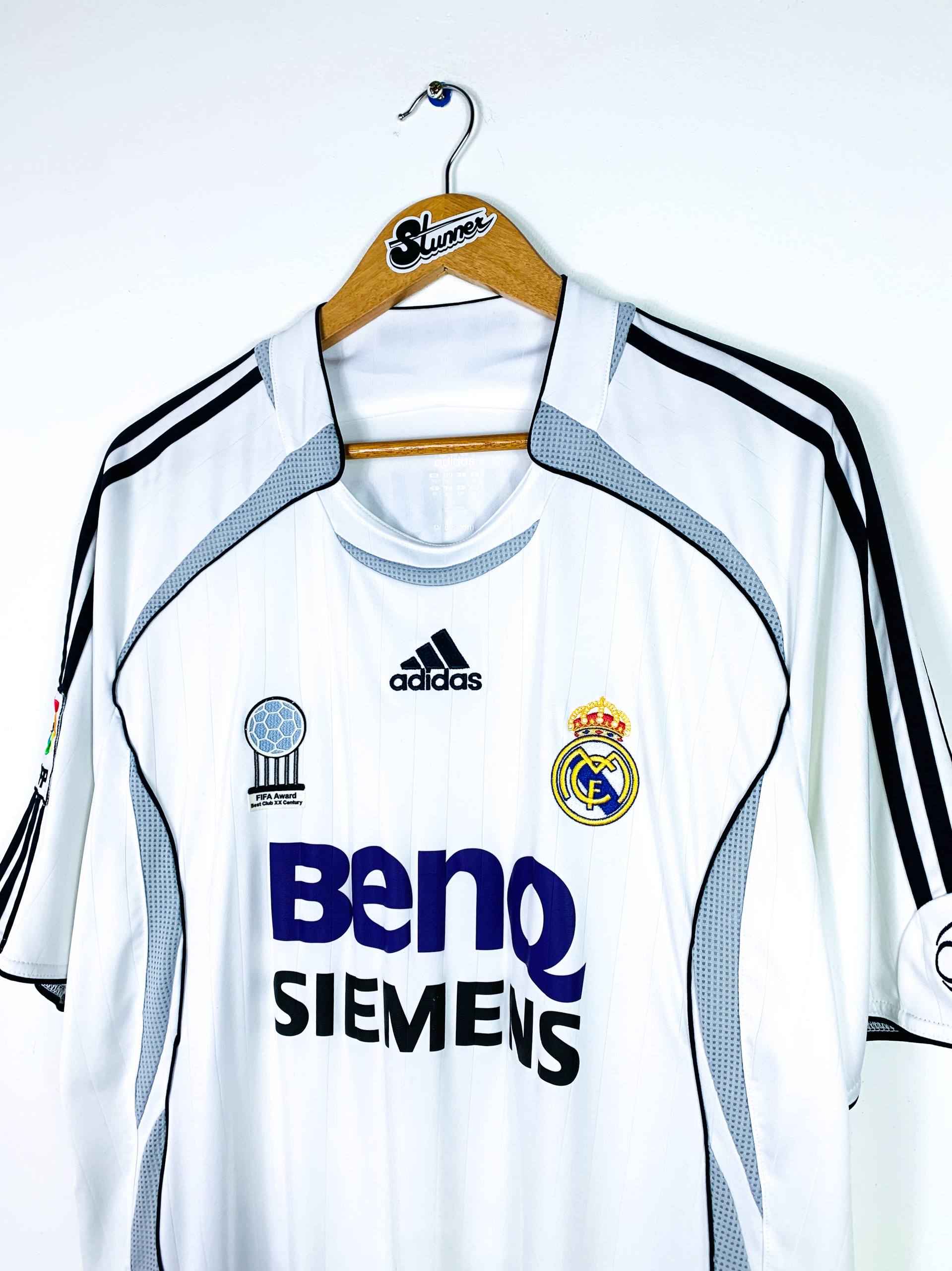 REAL MADRID 2006/2007 HOME SHIRT #23 BECKHAM [XL]