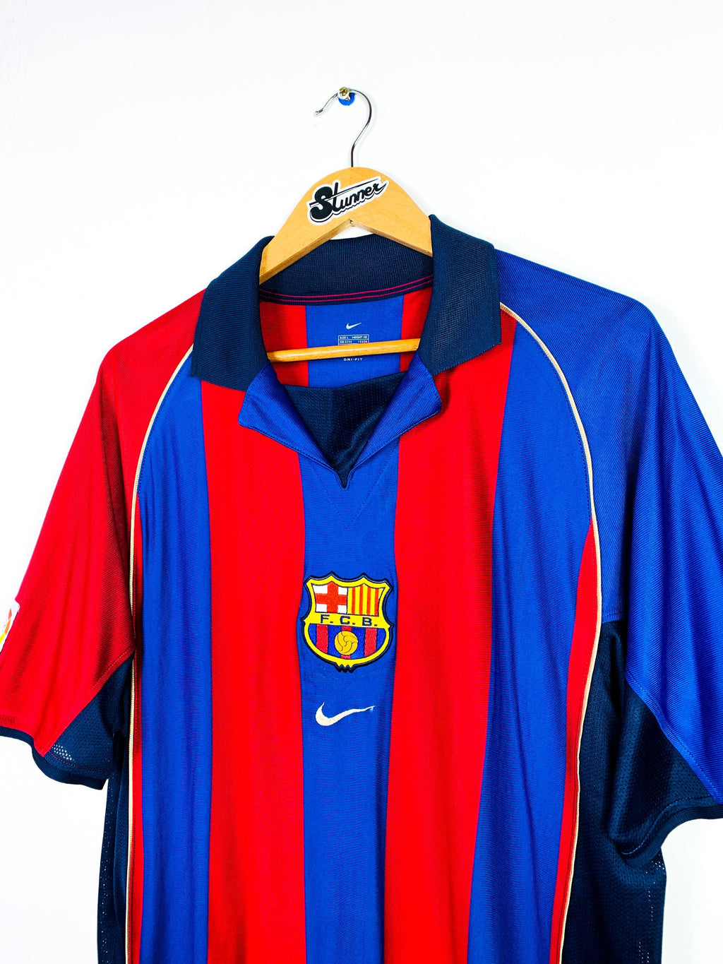 BARCELONA 2001/2002 HOME SHIRT #9 KLUIVERT [L]