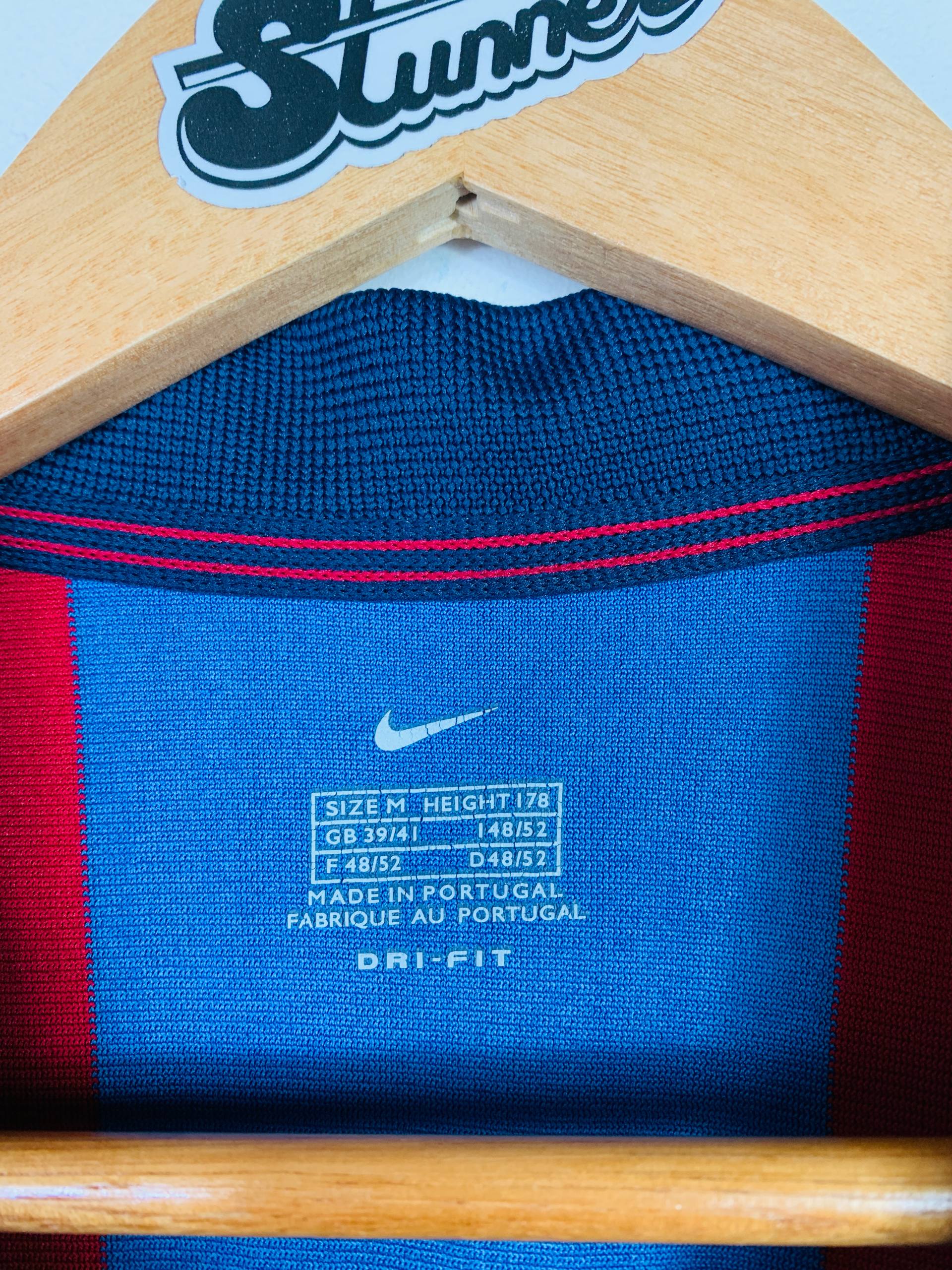 BARCELONA 2001/2002 HOME SHIRT #6 XAVI [M]