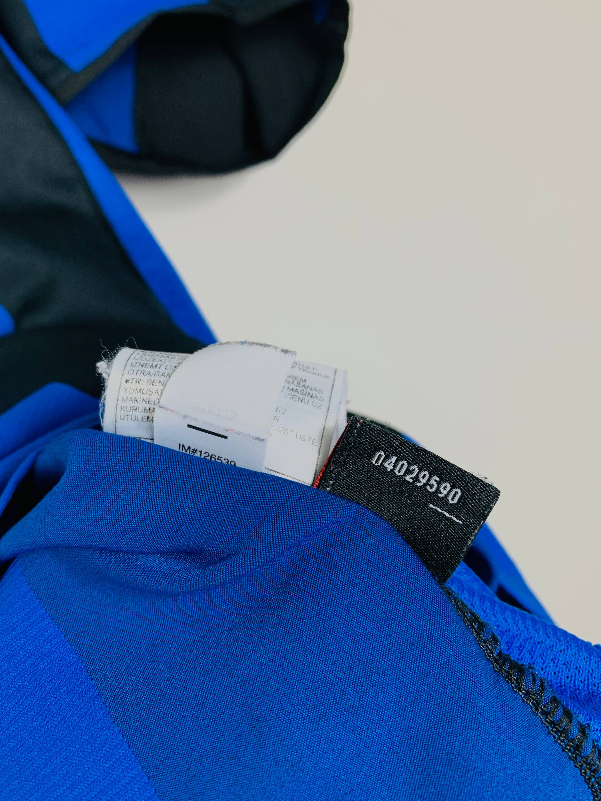 INTER MILAN 2004/2005 HOME SHIRT #10 ADRIANO [M]