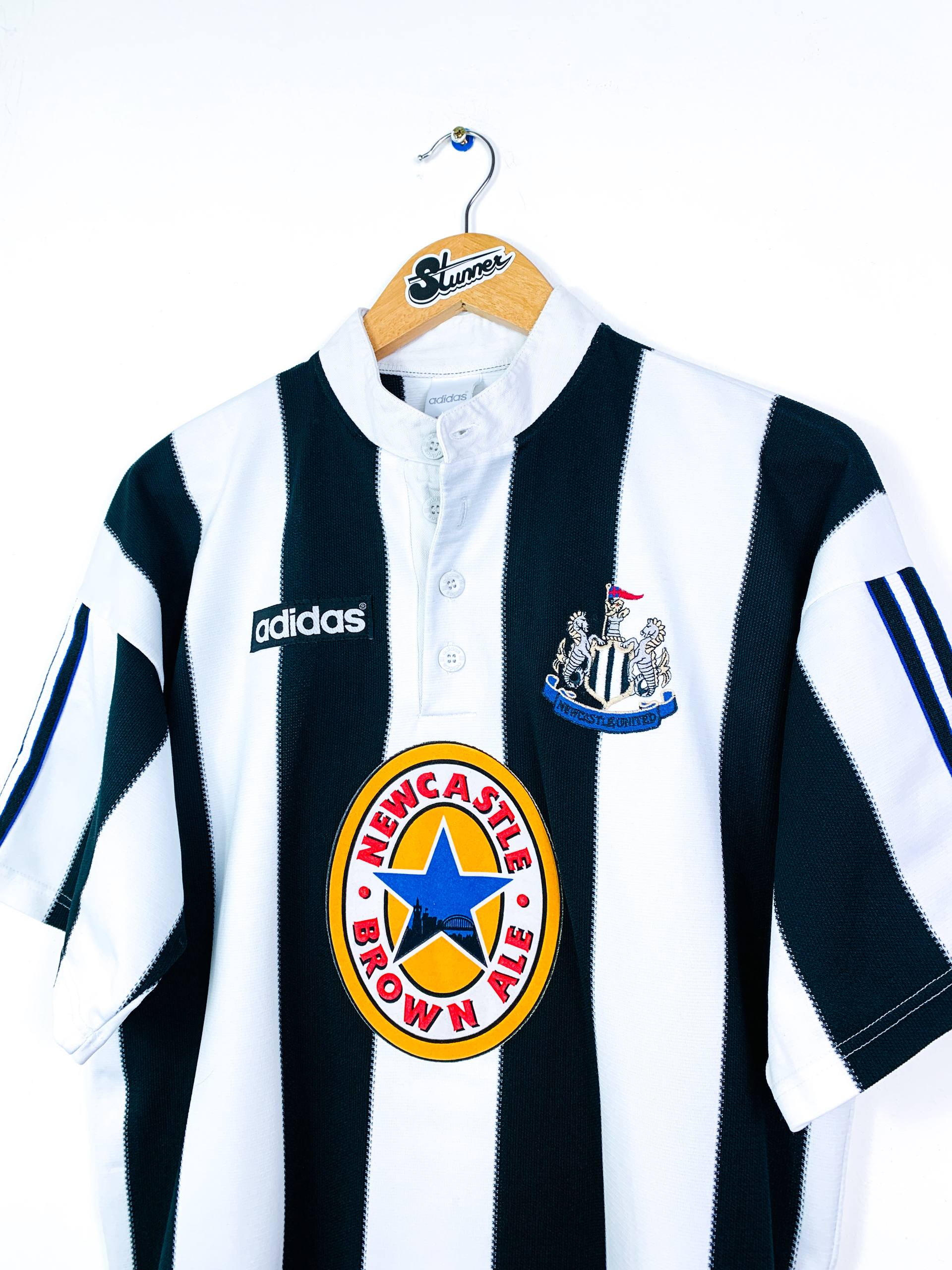 NEWCASTLE UNITED 1995/1997 HOME SHIRT #9 SHEARER [L]