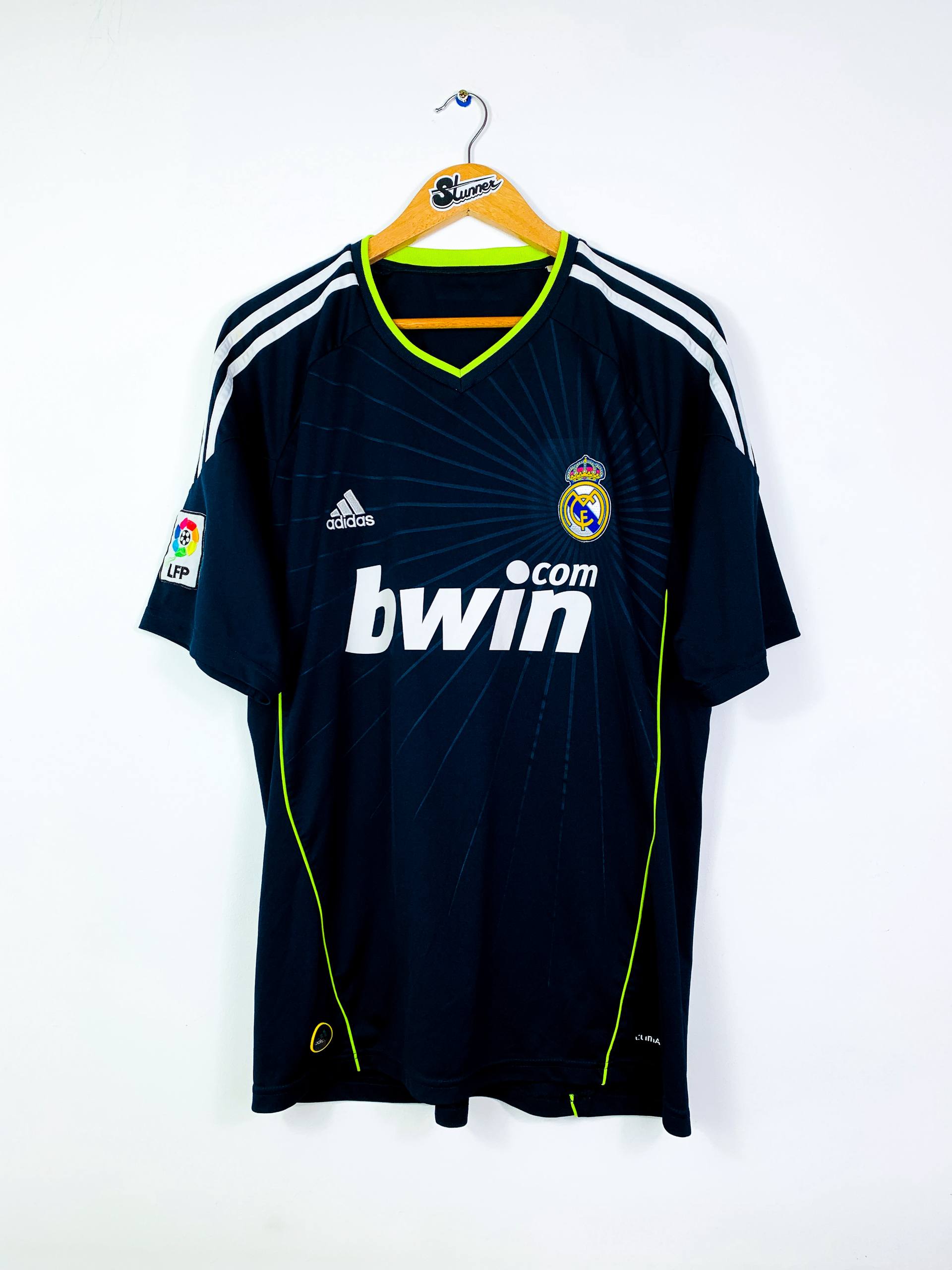 REAL MADRID 2010/2011 AWAY SHIRT #7 RONALDO [M/L]