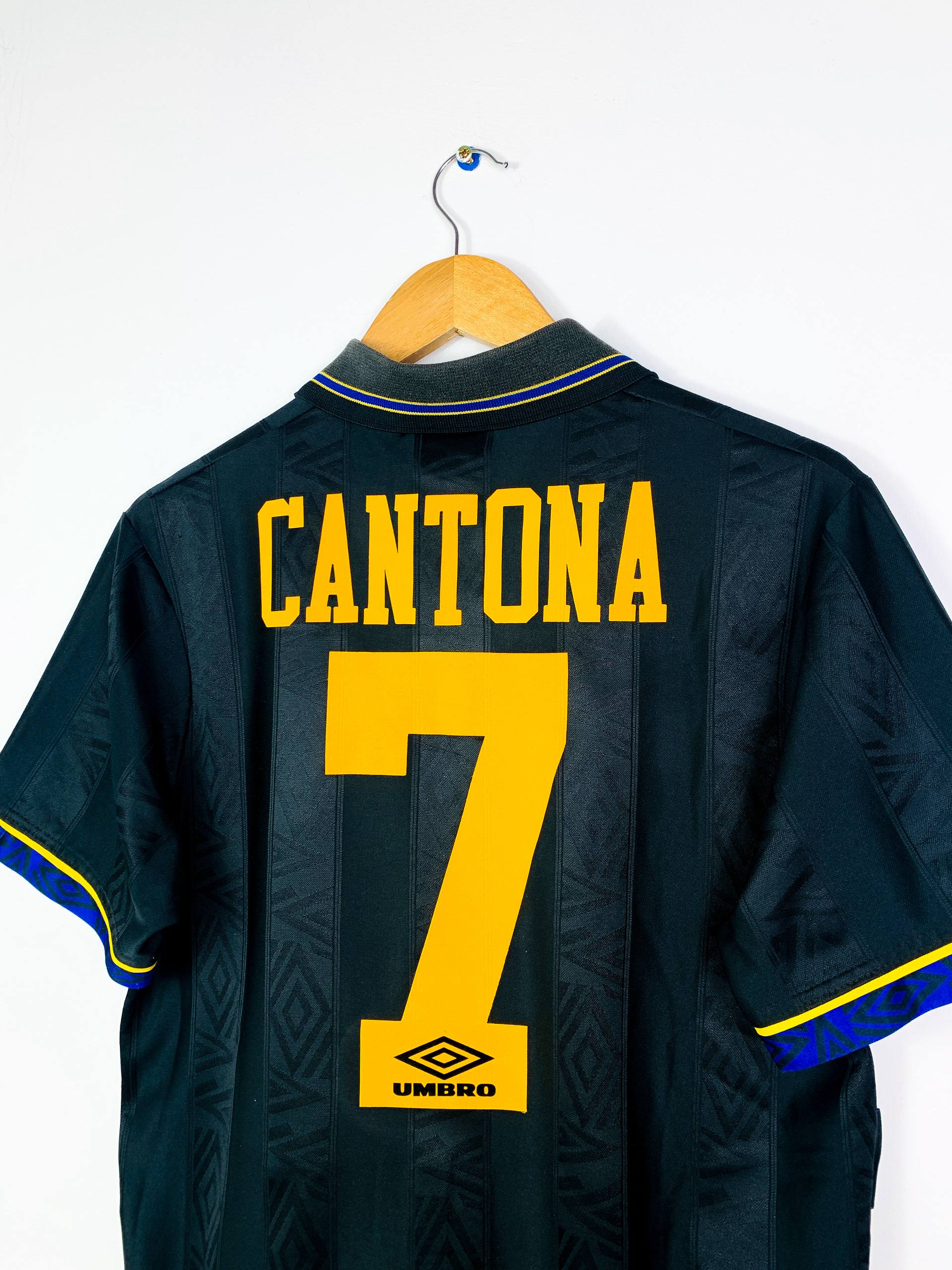 MANCHESTER UNITED 1993/1995 AWAY SHIRT #7 CANTONA [M]