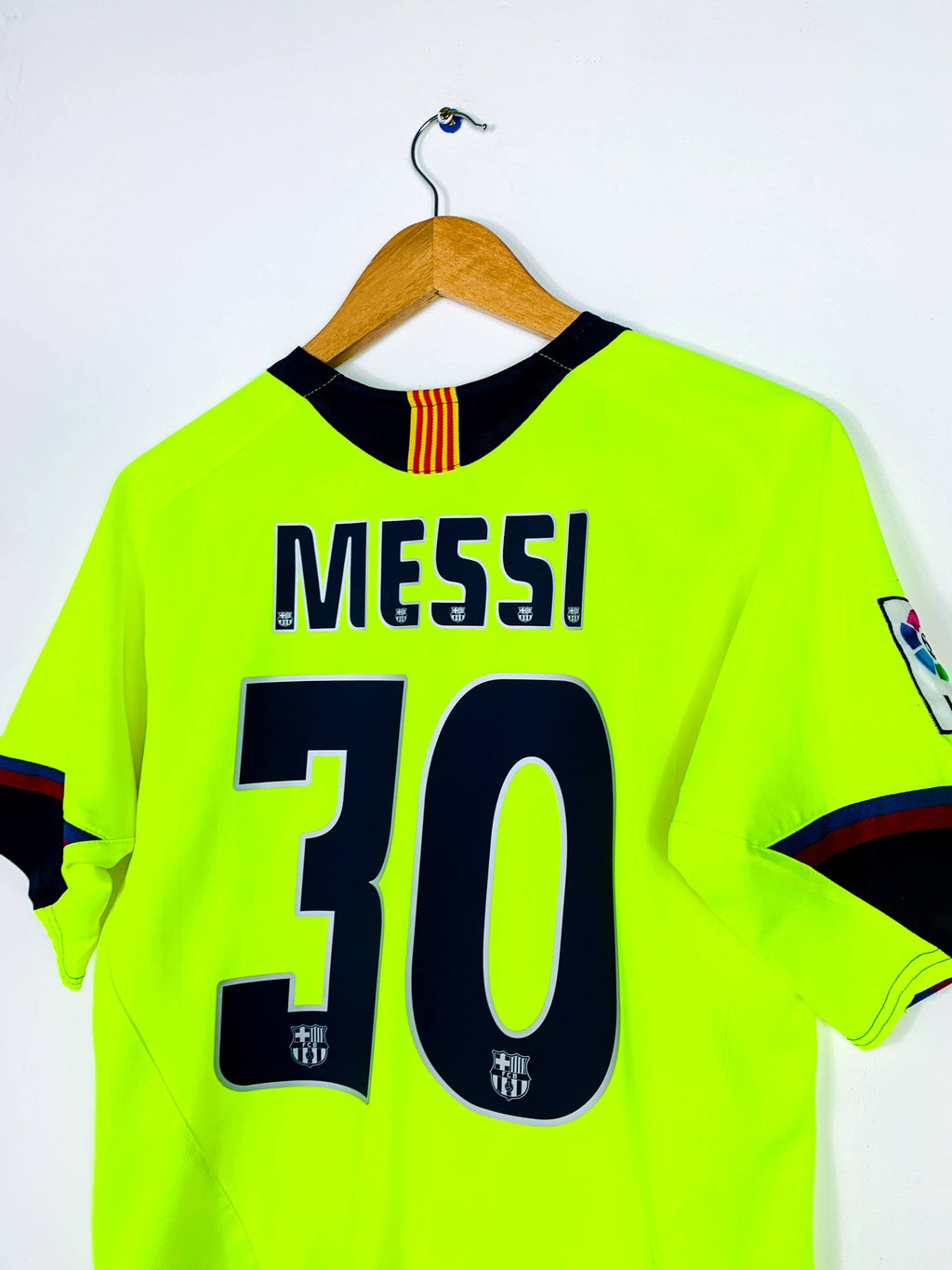 BARCELONA 2005/2006 AWAY SHIRT #30 MESSI [S]