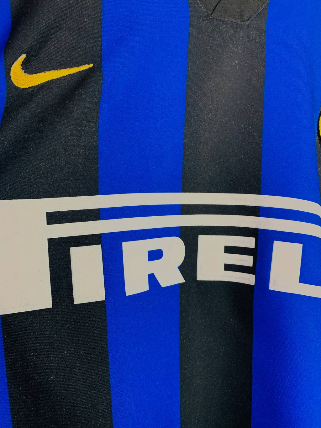 INTER MILAN 2002/2003 HOME SHIRT #19 BATISTUTA [M]