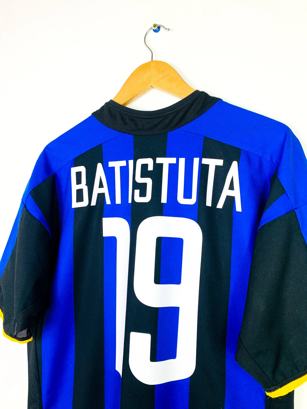 INTER MILAN 2002/2003 HOME SHIRT #19 BATISTUTA [M]