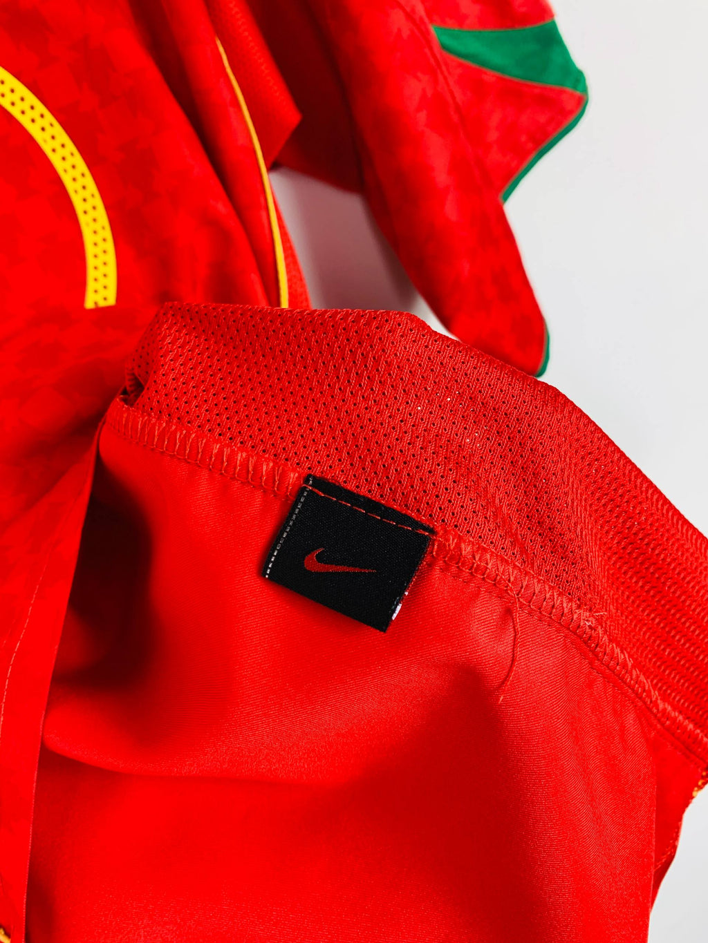 PORTUGAL 2004/2006 HOME SHIRT #17 C.RONALDO [M]