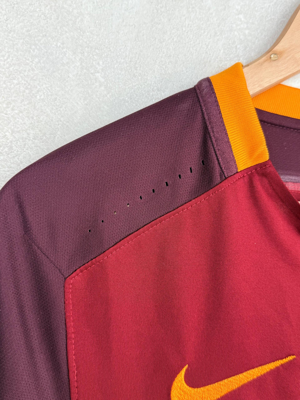 AS ROMA 2015/2016 HOME SHIRT *PLAYER ISSUE* [M]