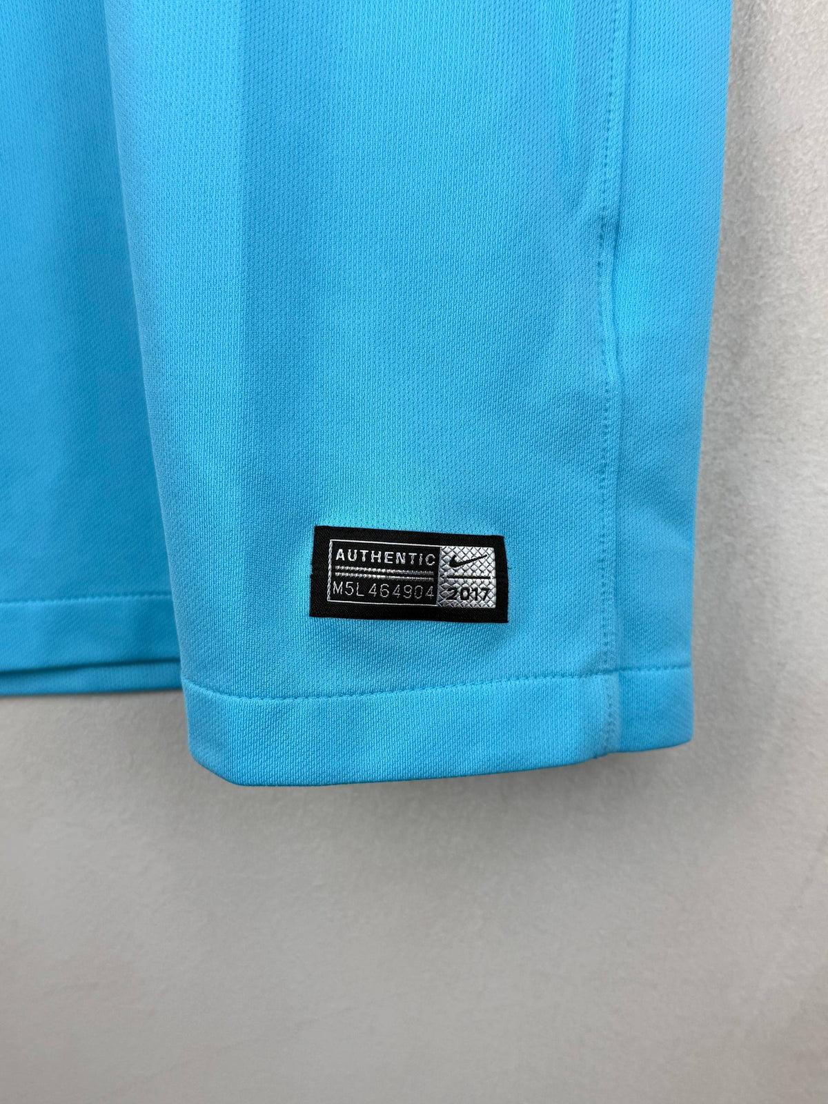 BARCELONA 2017/2018 AWAY SHIRT #8 INIESTA [M]