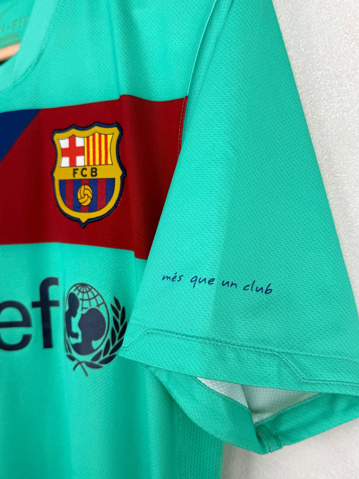 BARCELONA 2010/2011 AWAY SHIRT #10 MESSI [S]