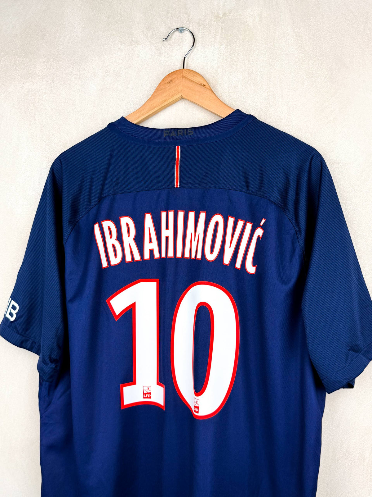 PSG 2016/2017 HOME SHIRT #10 IBRAHIMOVIC [XL]