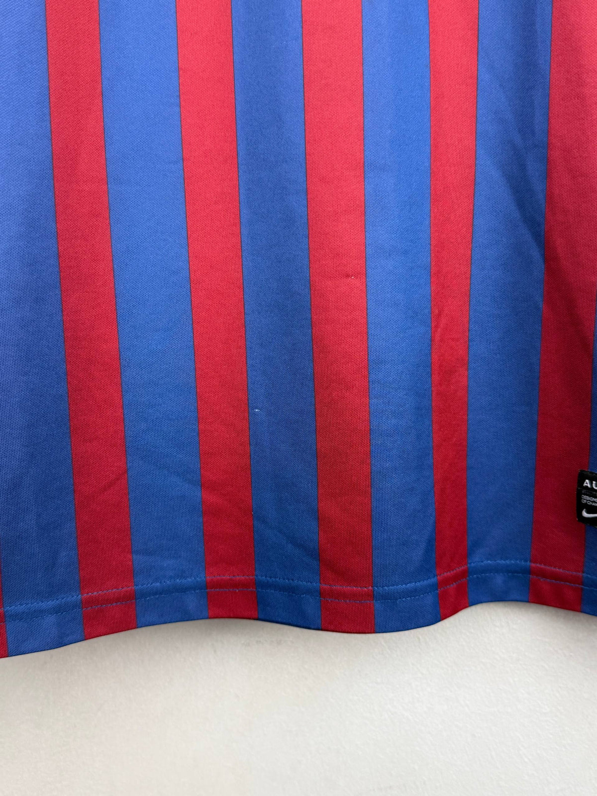 BARCELONA 2011/2012 *BASIC* HOME SHIRT #10 MESSI [M]
