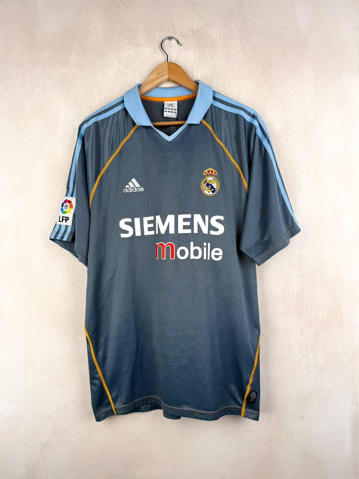 REAL MADRID 2003/2004 THIRD SHIRT #23 BECKHAM [L]
