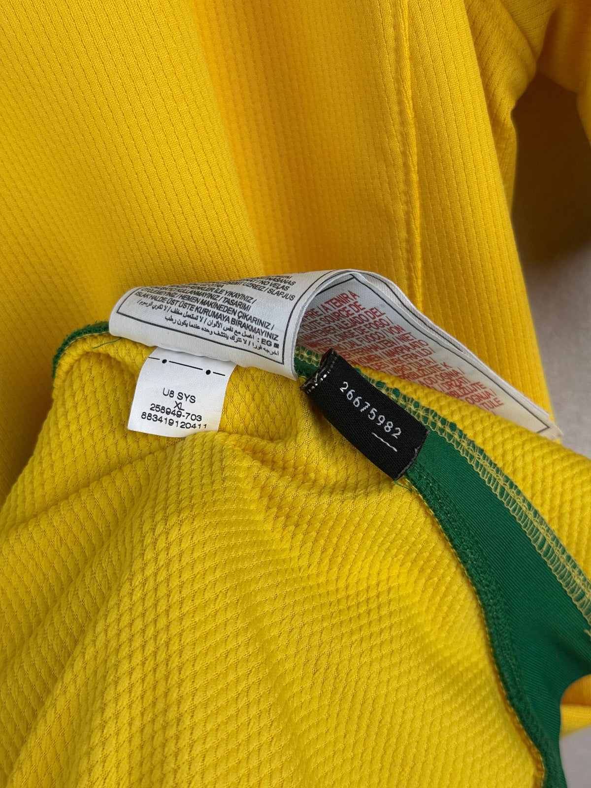 BRAZIL 2008/2010 HOME SHIRT #8 KAKA [XL]
