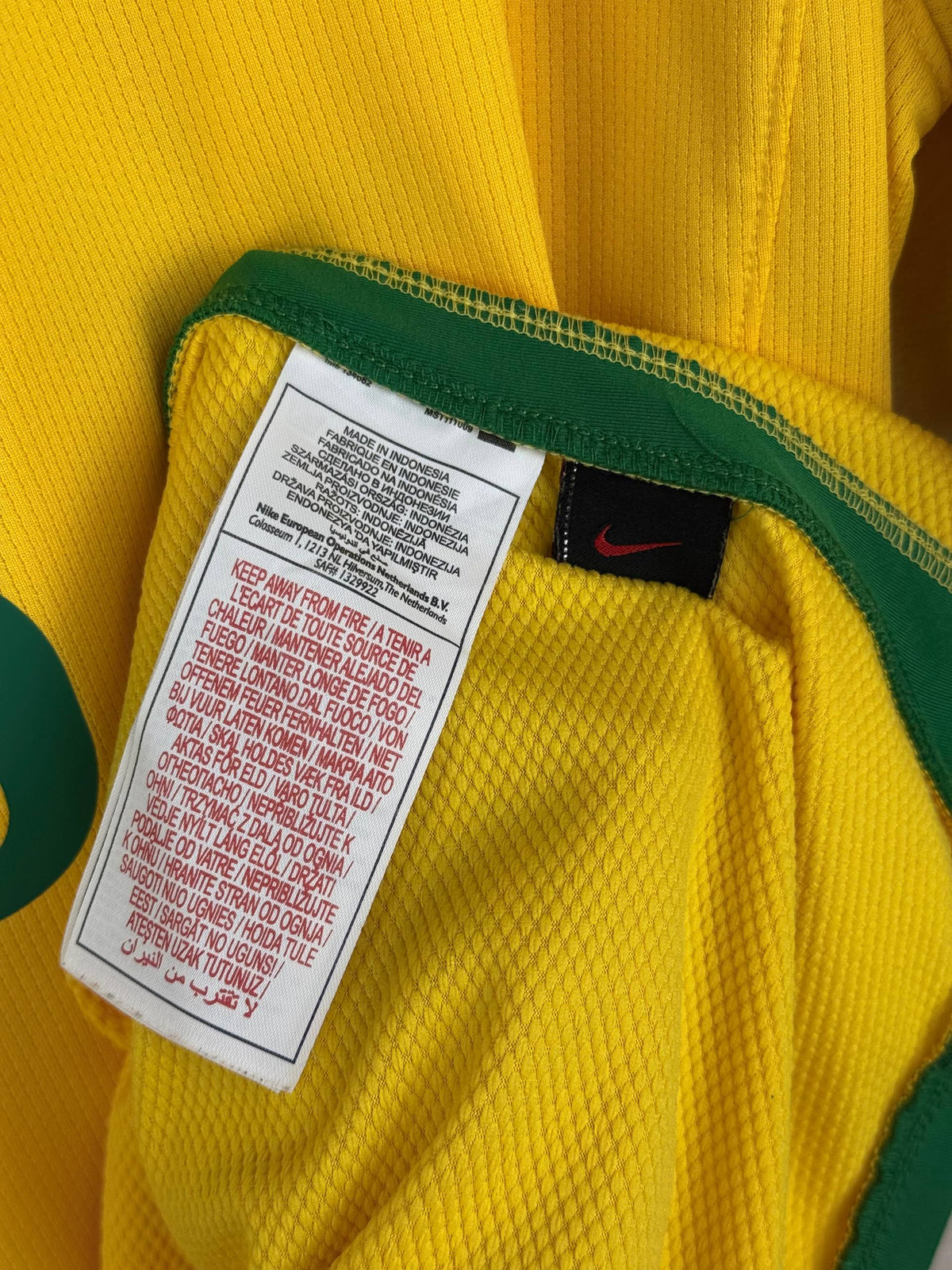 BRAZIL 2008/2010 HOME SHIRT #8 KAKA [XL]