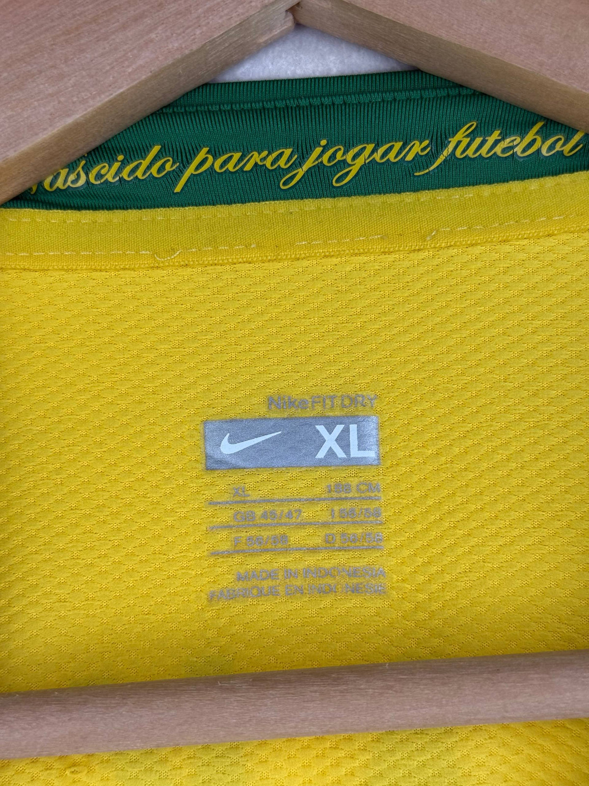 BRAZIL 2008/2010 HOME SHIRT #8 KAKA [XL]