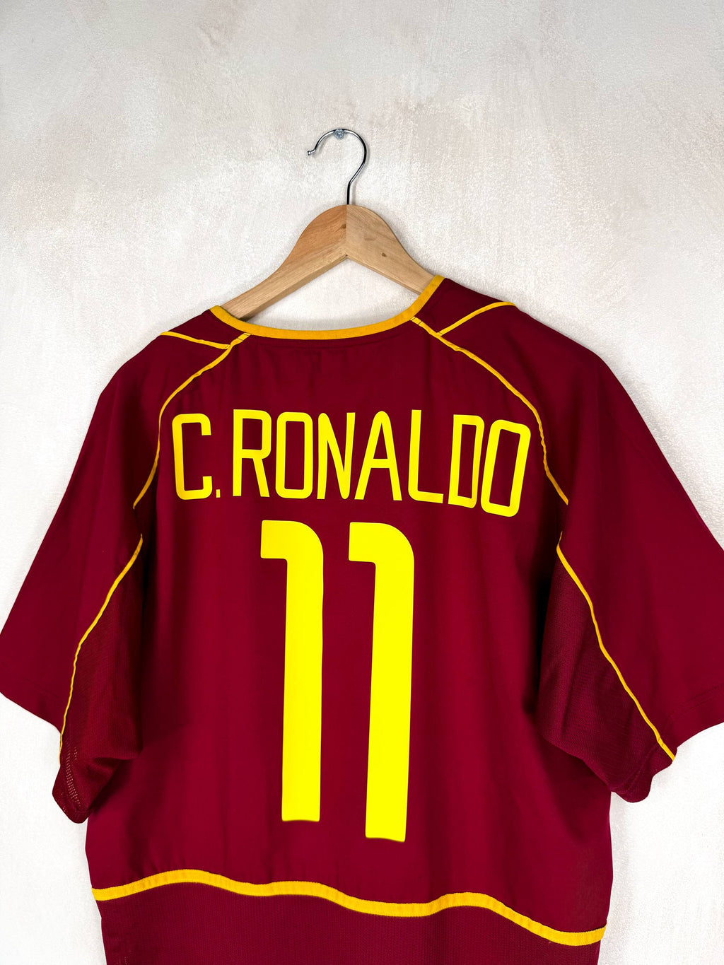 PORTUGAL 2002/2004 HOME SHIRT #11 C.RONALDO [M]