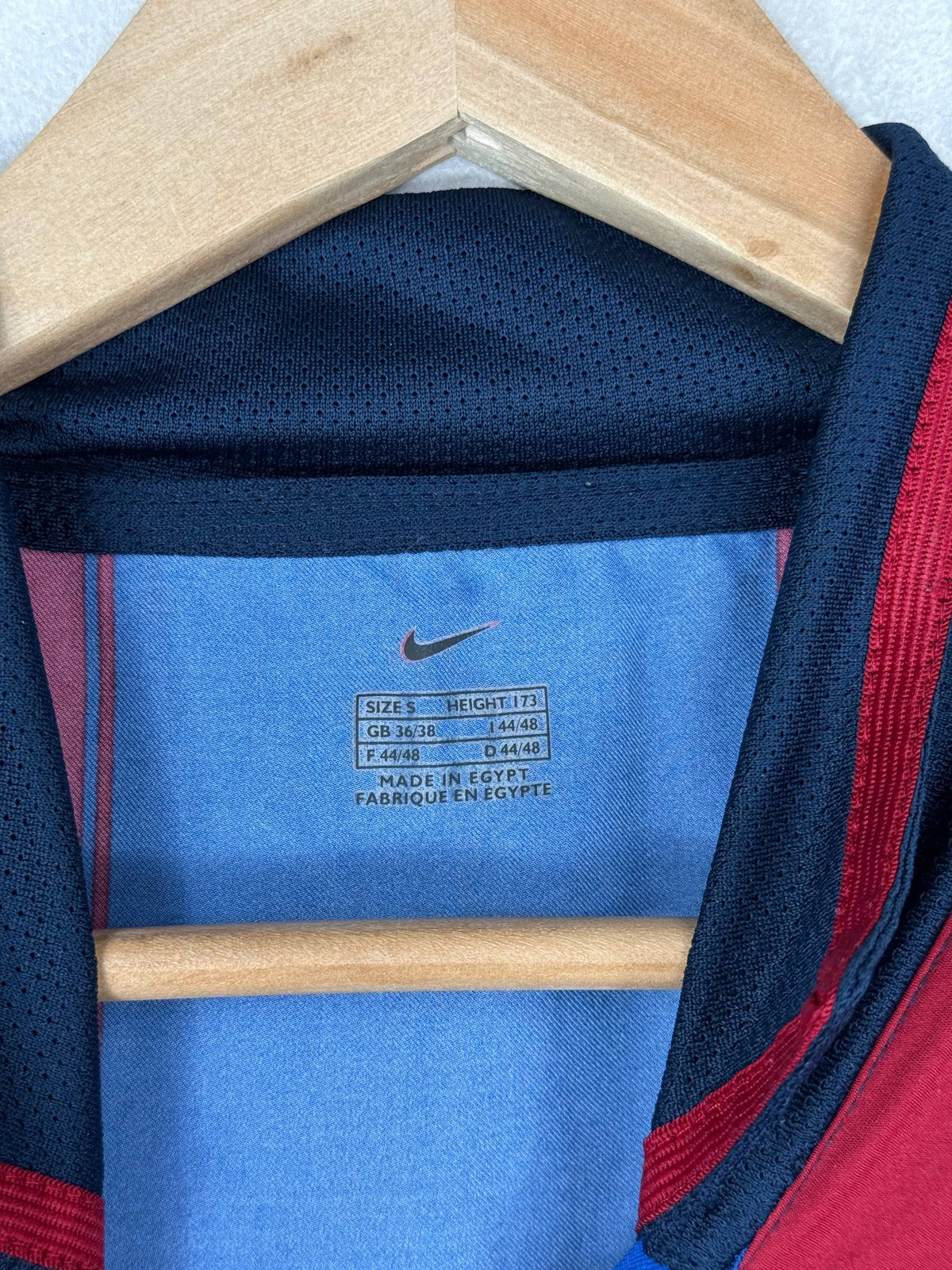 BARCELONA 2003/2004 HOME SHIRT #10 RONALDINHO [S]