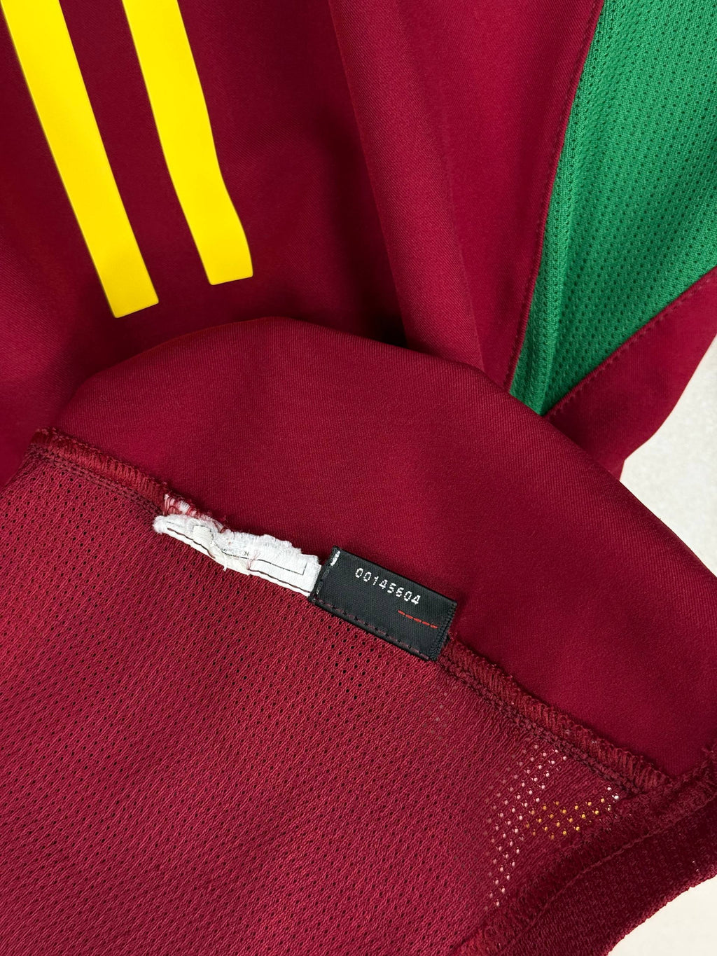 PORTUGAL 2002/2004 HOME SHIRT #11 C.RONALDO [M]